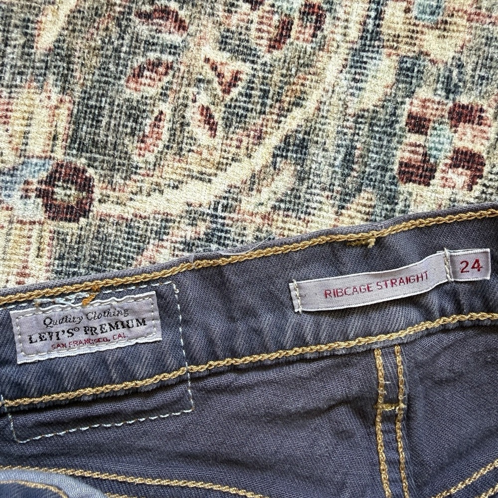 Levis Ribcage Straight Jean Size W24 L27 Gray High Rise Button Fly Cropped Retro - Picture 6 of 13